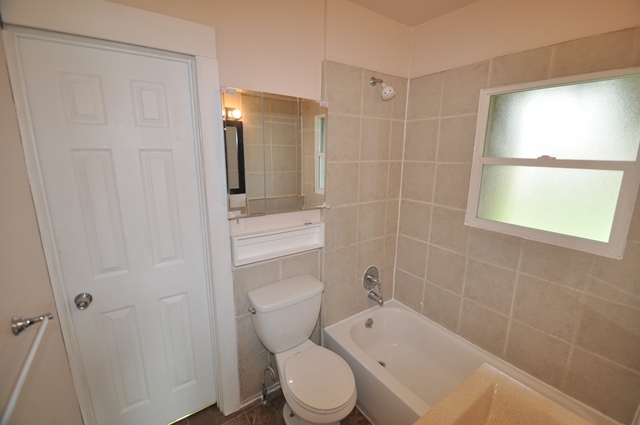 4812 N LEE St - Photo 5