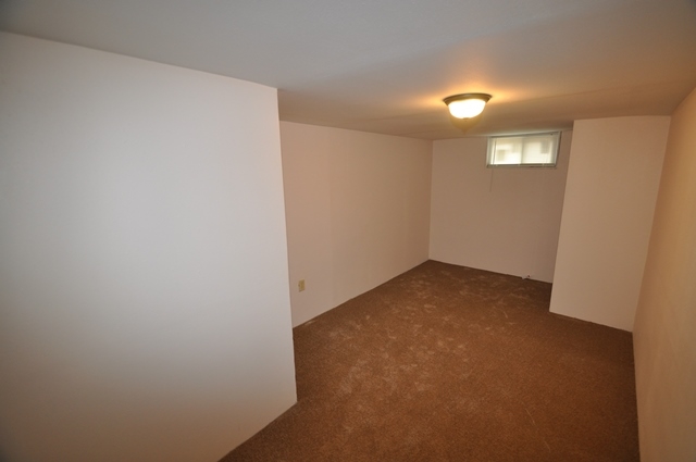 4812 N LEE St - Photo 8