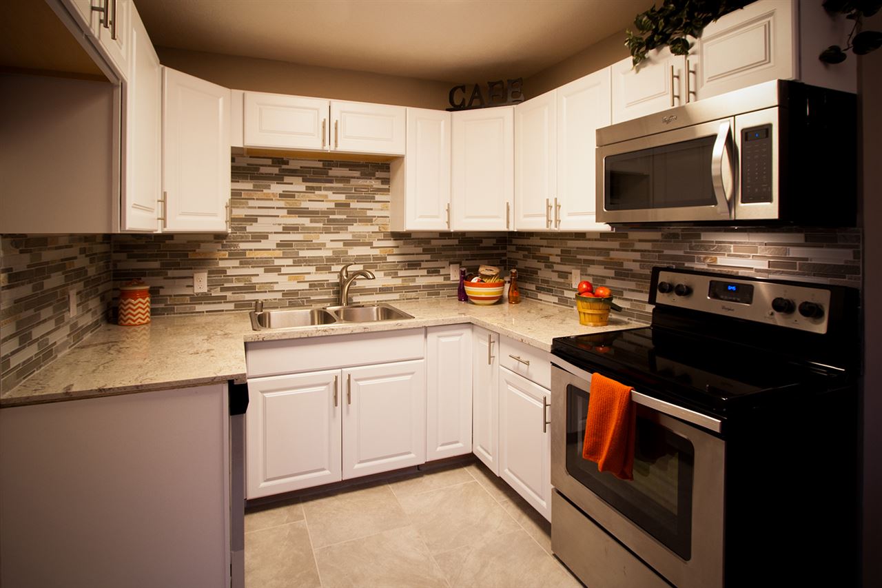 818 E Joseph Ave - Photo 4