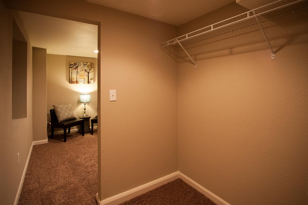 818 E Joseph Ave - Photo 9