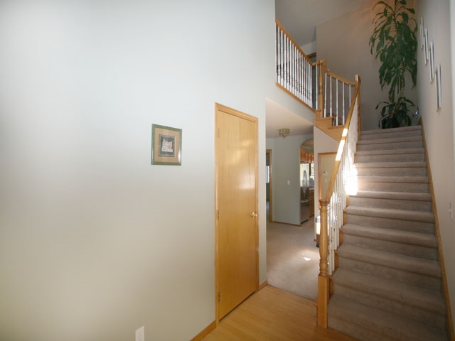 403 E Bridlewood Ln - Photo 7