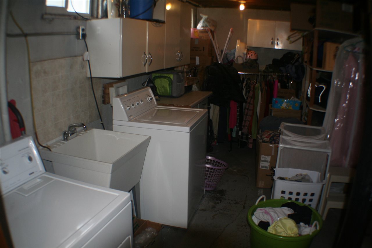 5711 N Elm St - Photo 14