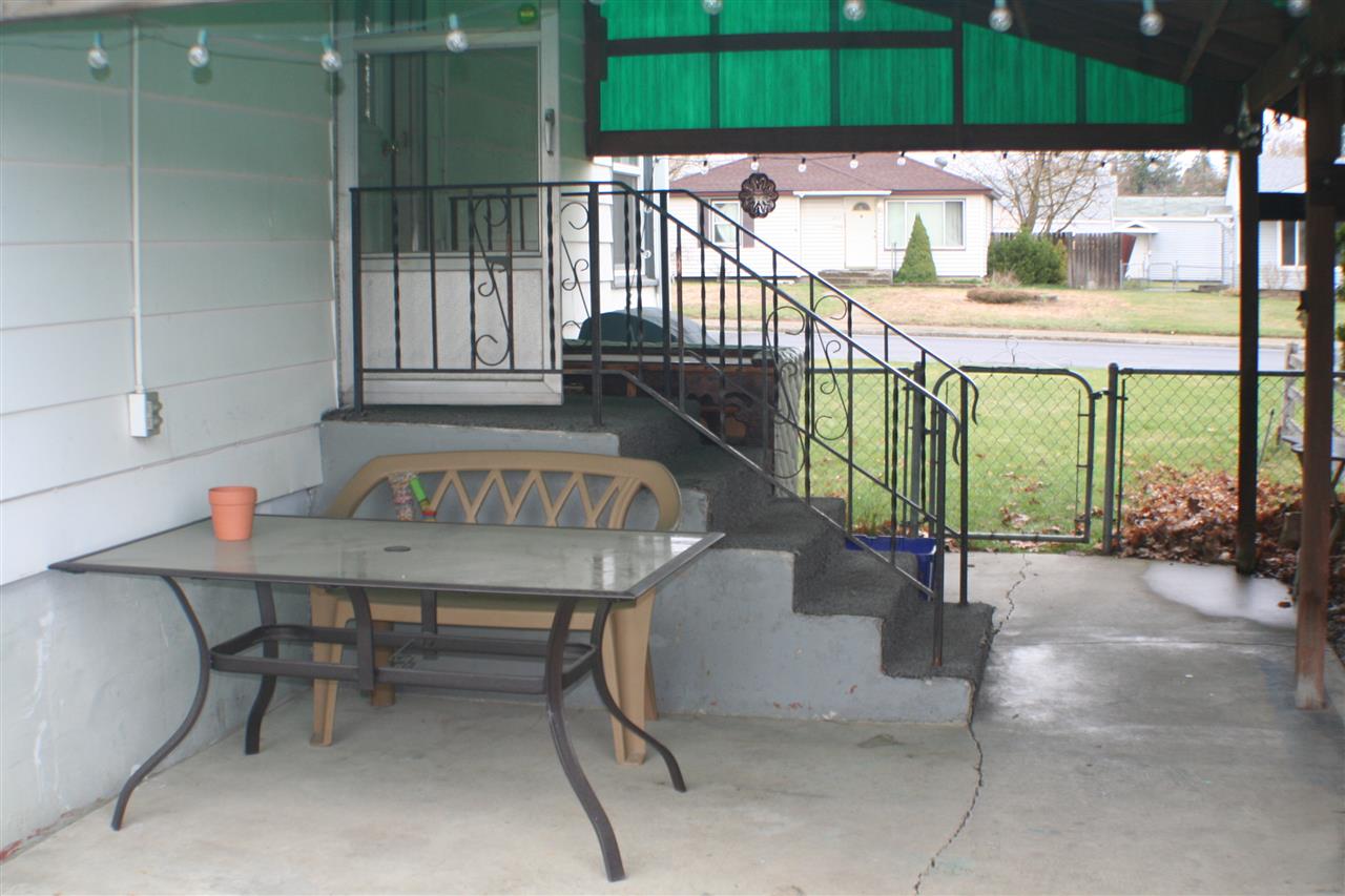5711 N Elm St - Photo 16