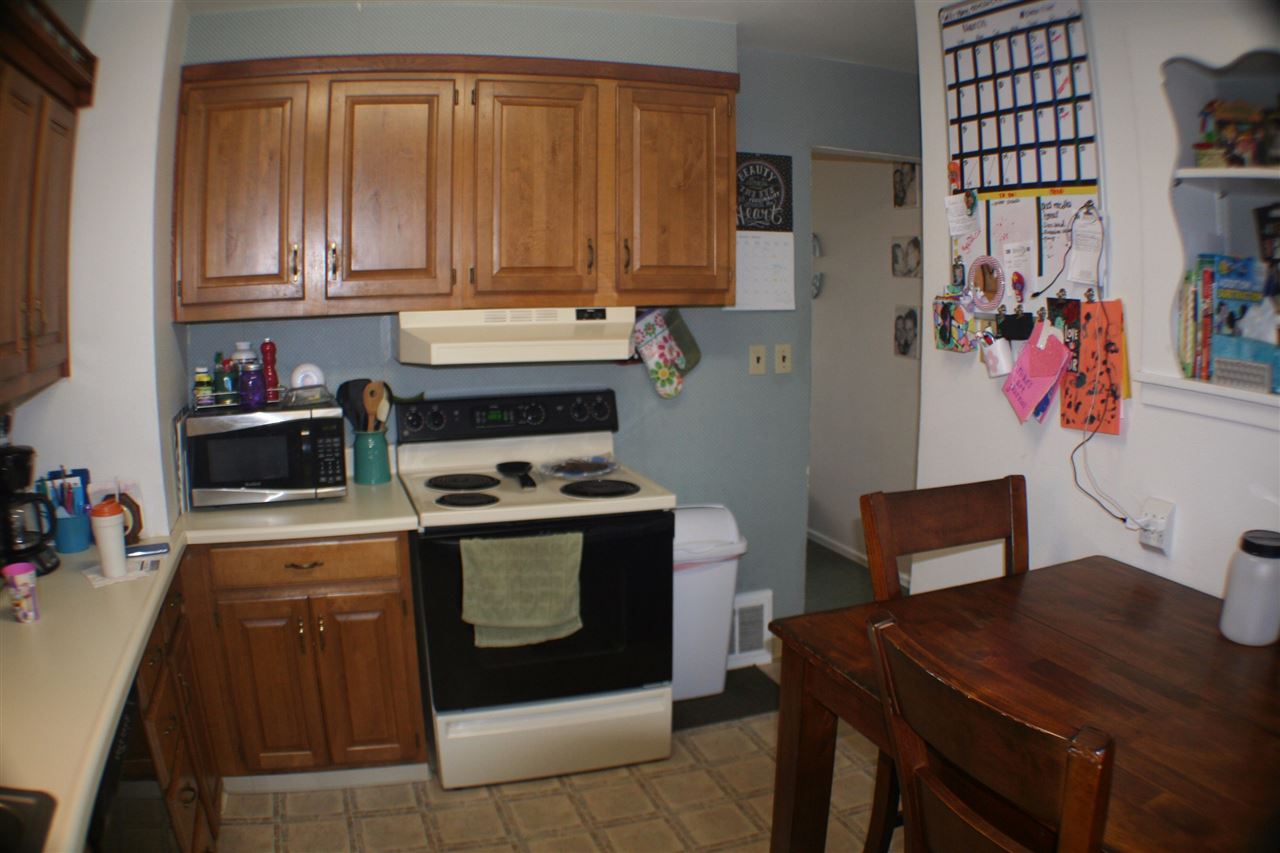 5711 N Elm St - Photo 4