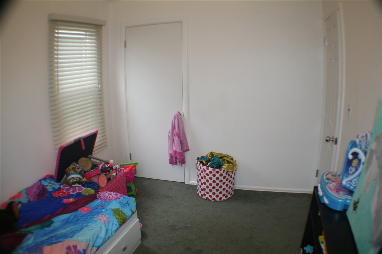 5711 N Elm St - Photo 10