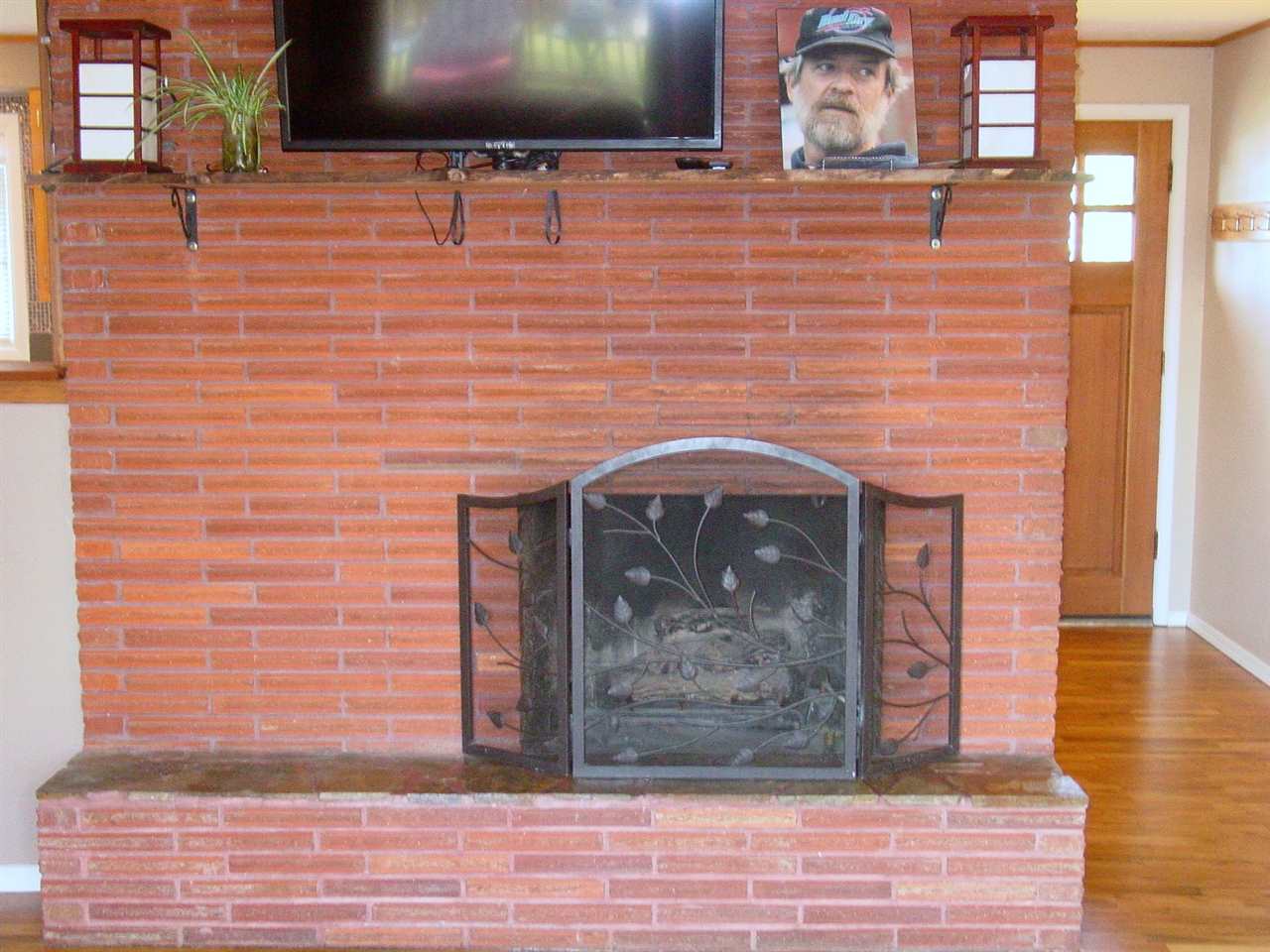 1004 E Hawthorne Ave - Photo 11