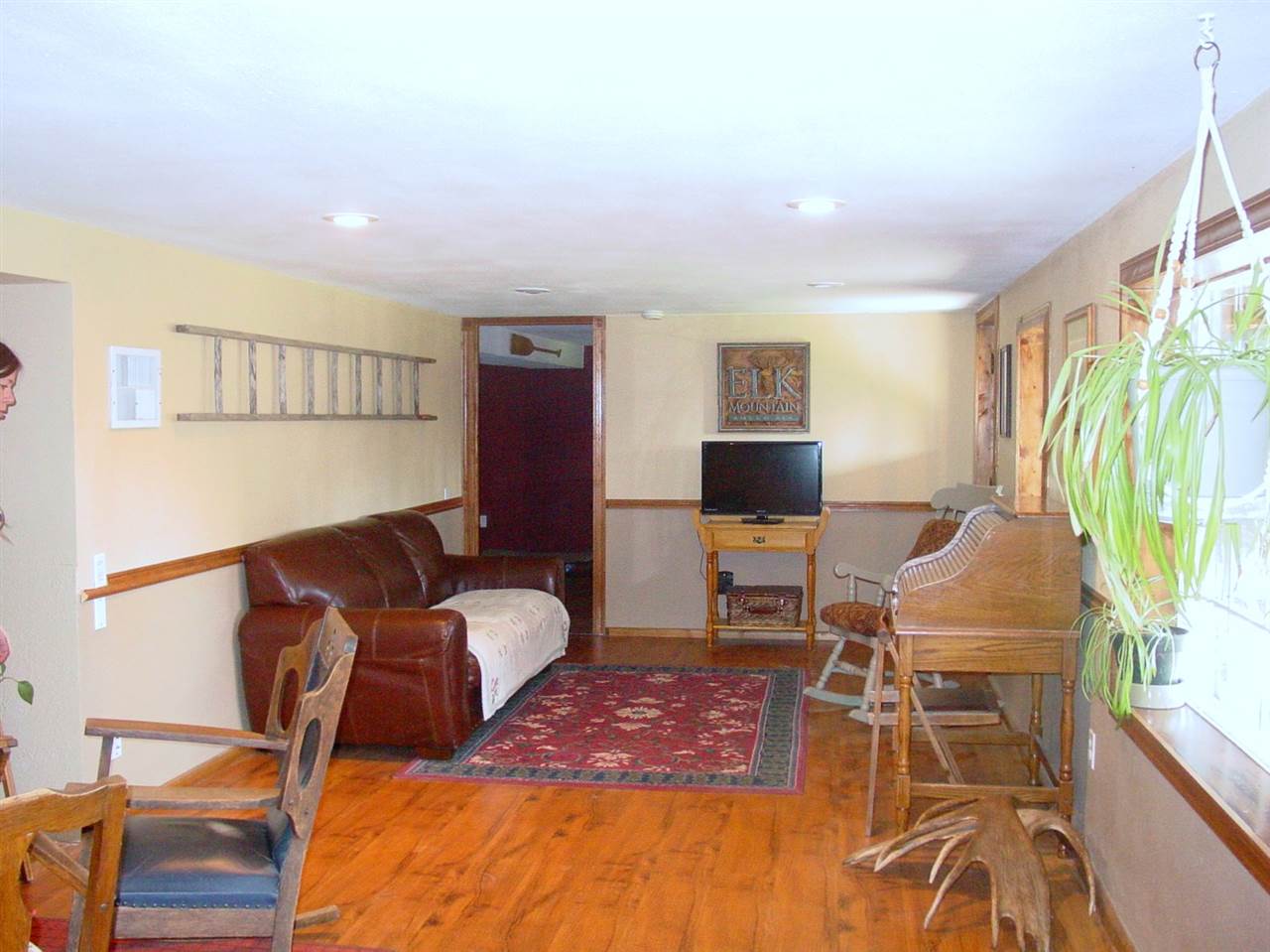 1004 E Hawthorne Ave - Photo 20