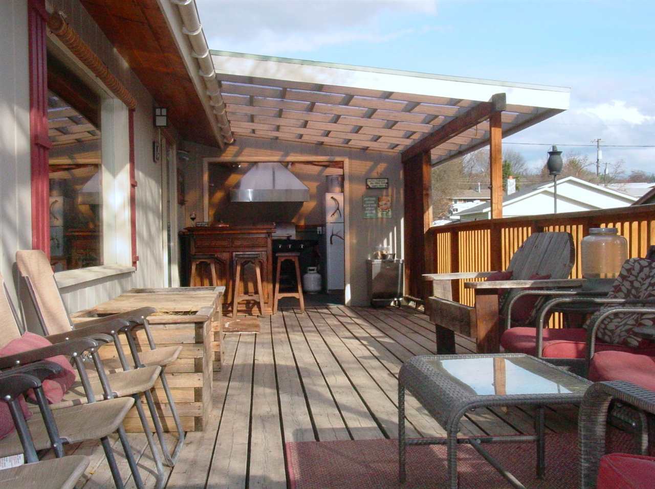 1004 E Hawthorne Ave - Photo 9