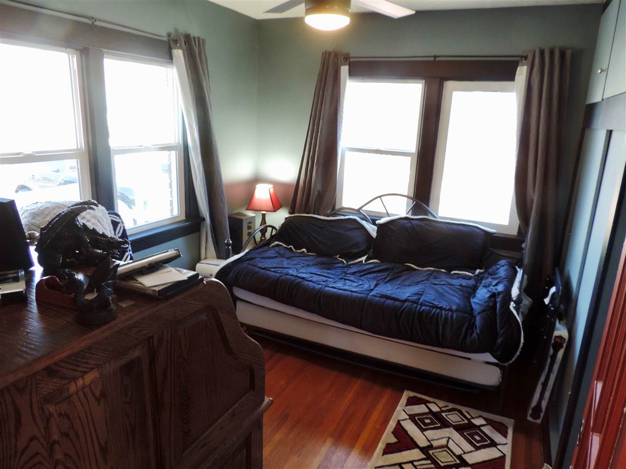 8702 E Valleyway Ave - Photo 10