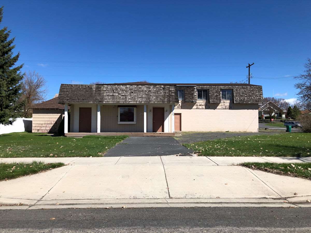 203 W Main Ave - Photo 1