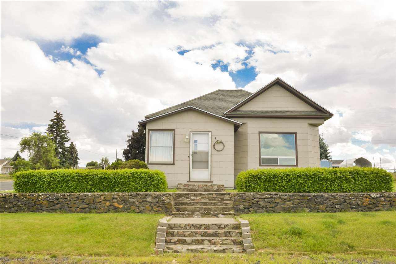 4 SW College Ave - Photo 1