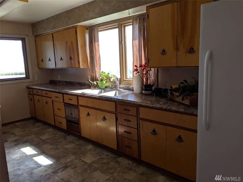 178 N Neilson Rd - Photo 8