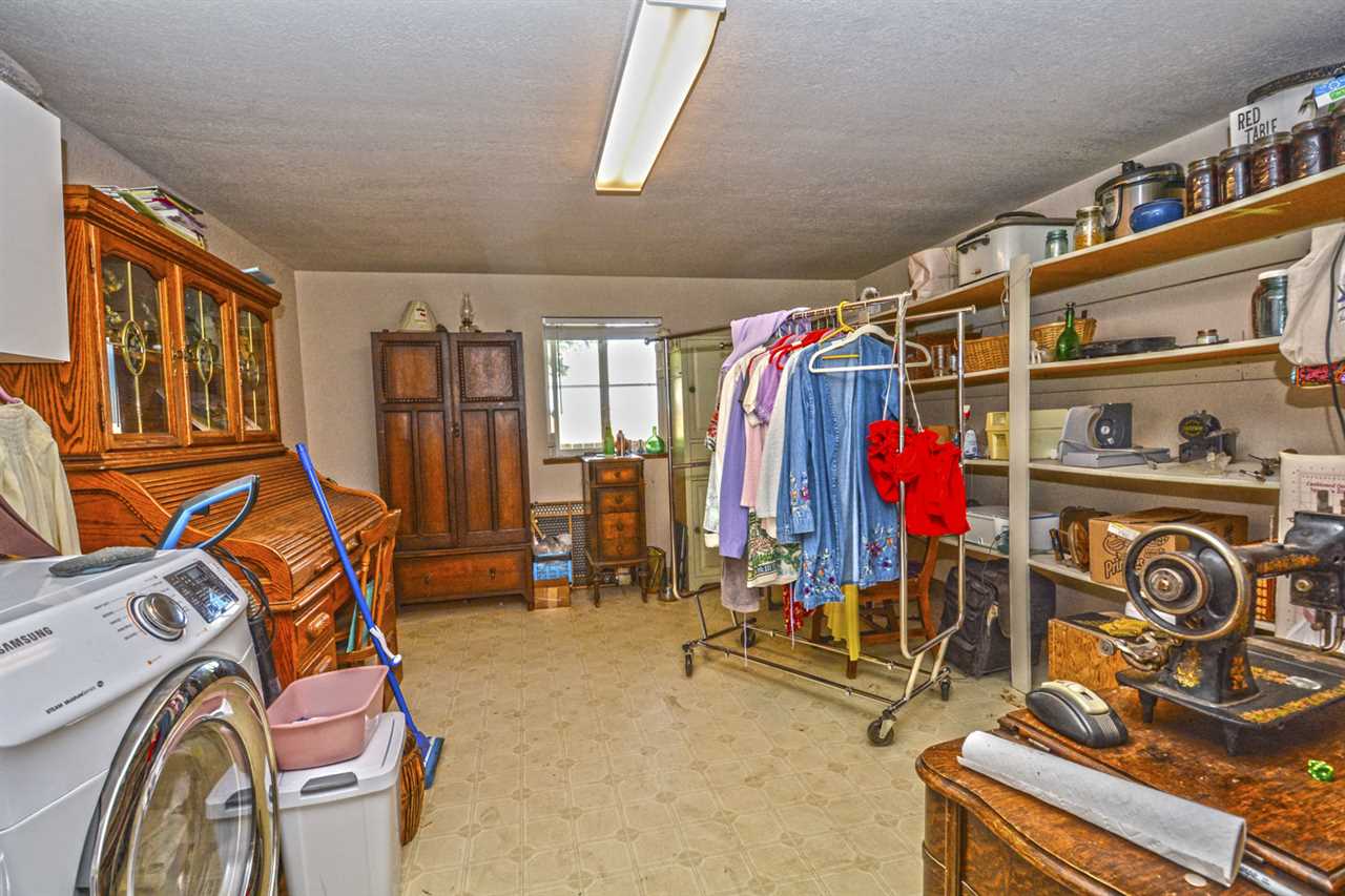 207 Marshall St - Photo 17
