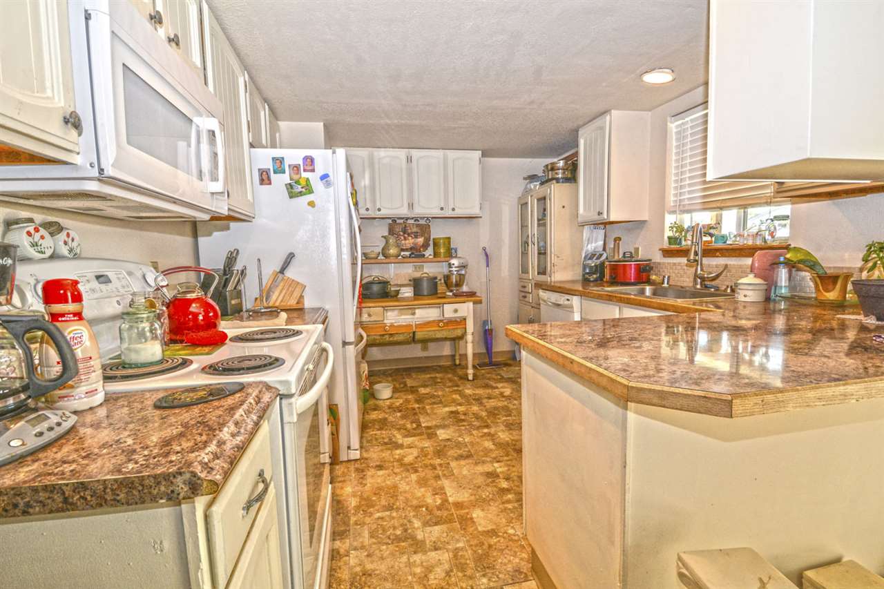 207 Marshall St - Photo 4