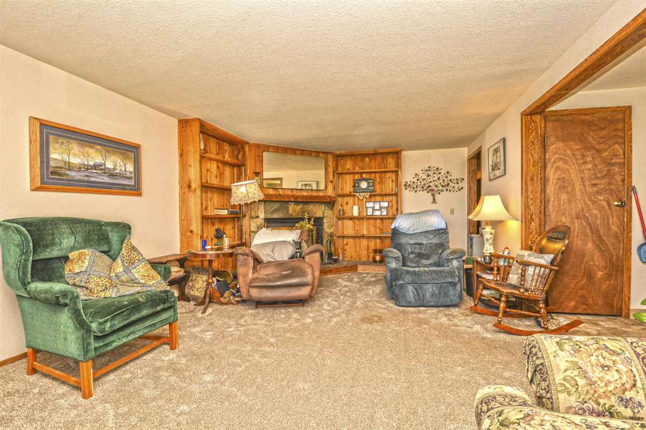 207 Marshall St - Photo 8