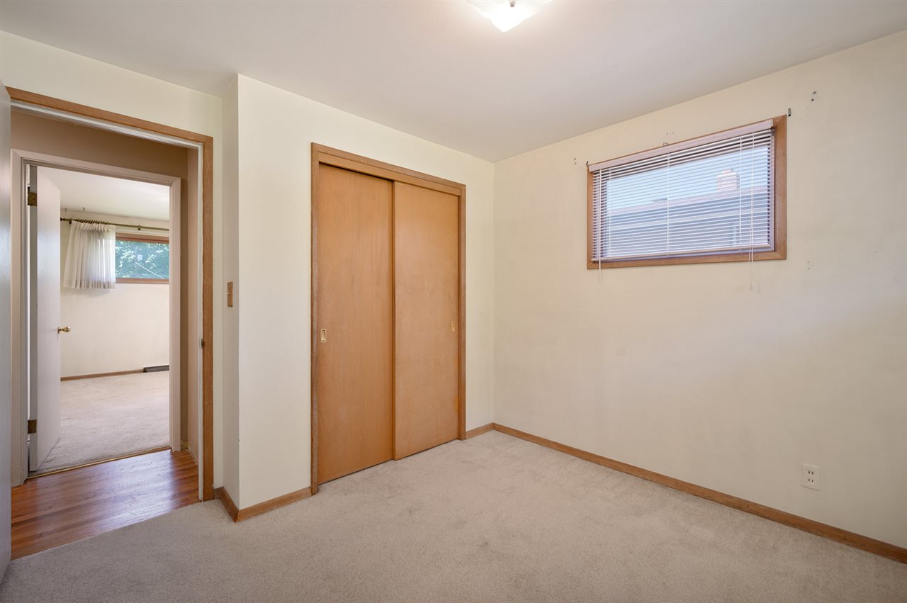 5734 N Driscoll Blvd - Photo 9