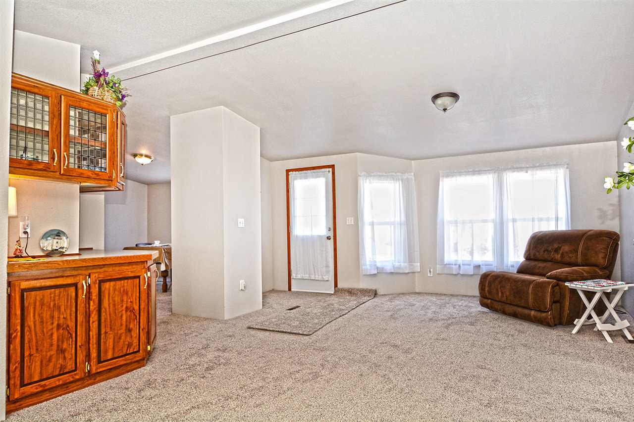 7 Marshall St - Photo 2