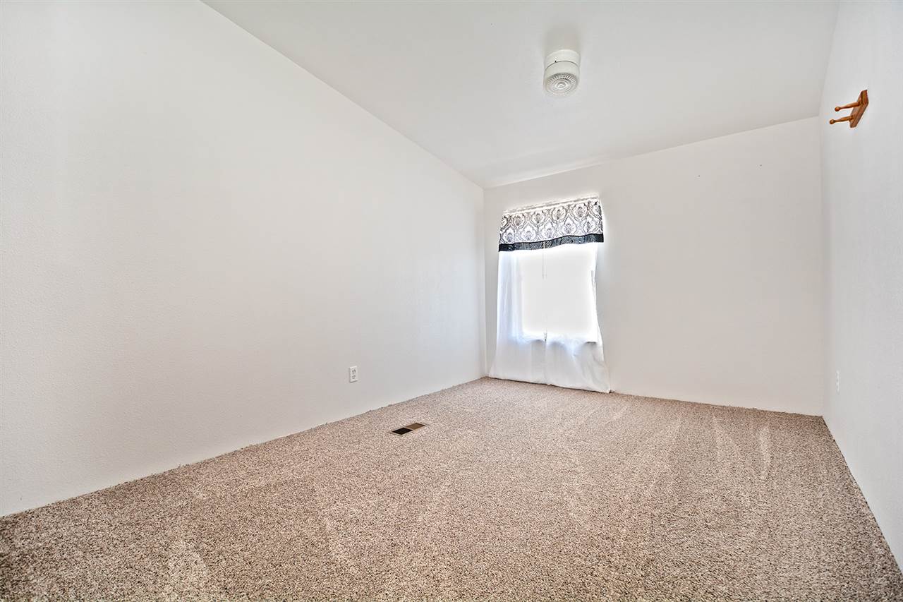 7 Marshall St - Photo 12