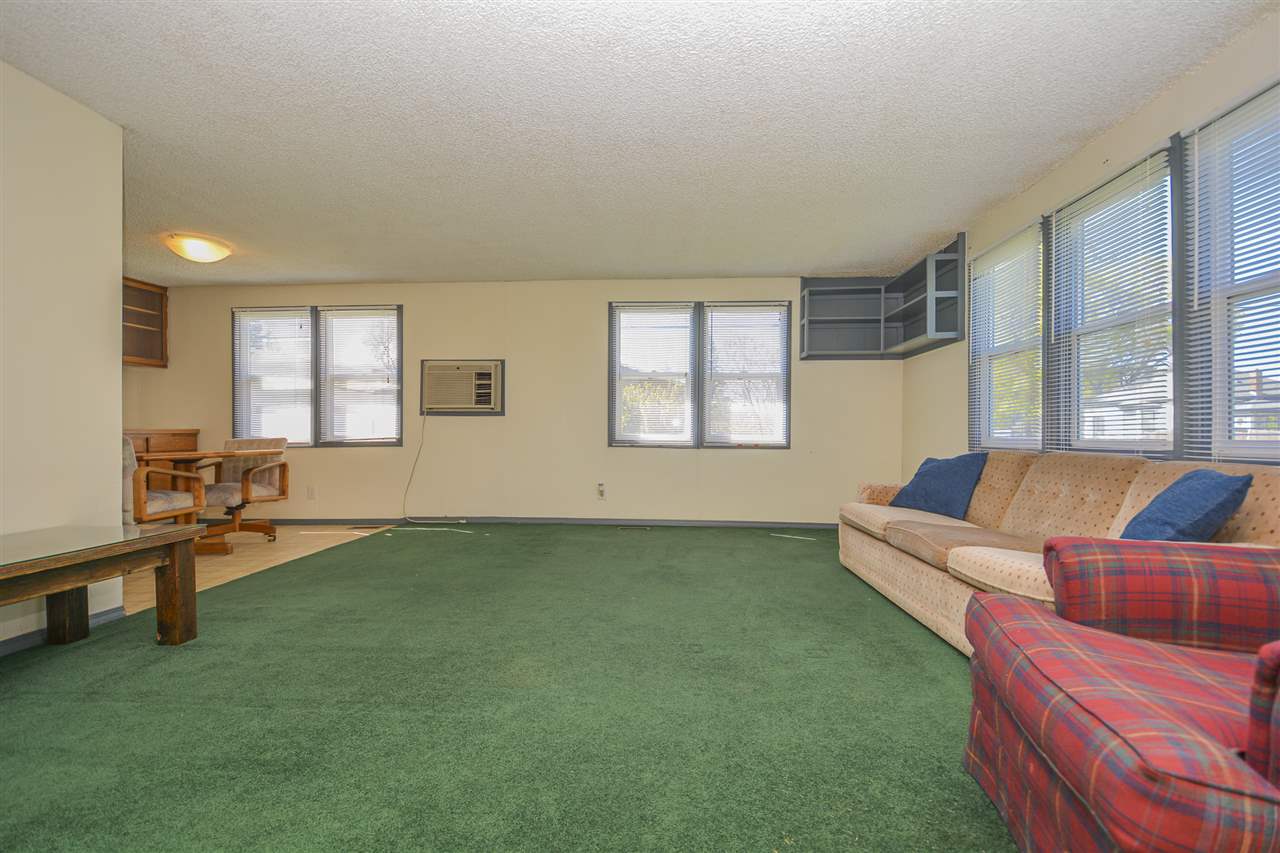 1001 13th St - Photo 7