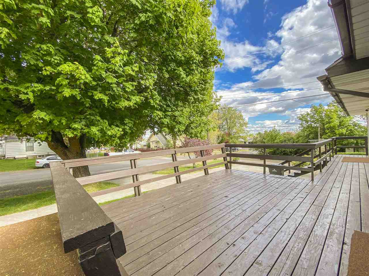 311 Sinclair St - Photo 4
