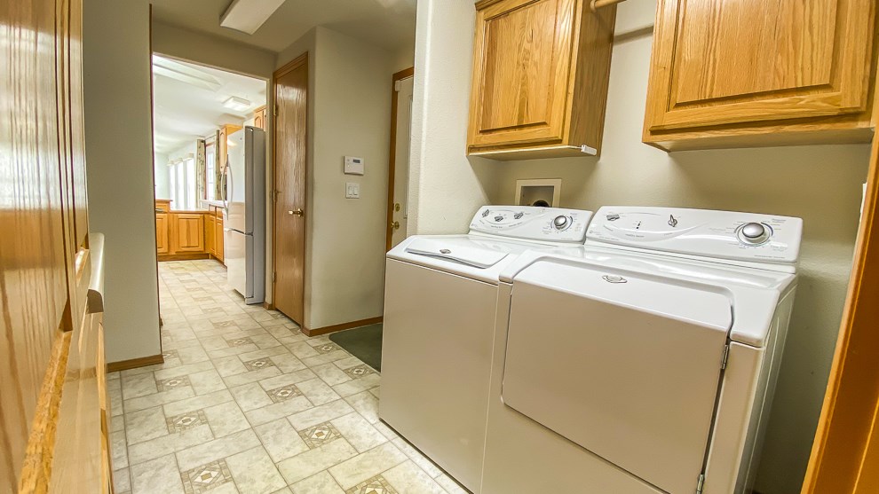 203 Sinclair St - Photo 14