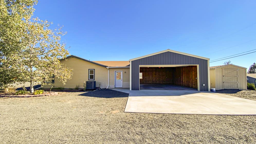 203 Sinclair St - Photo 19