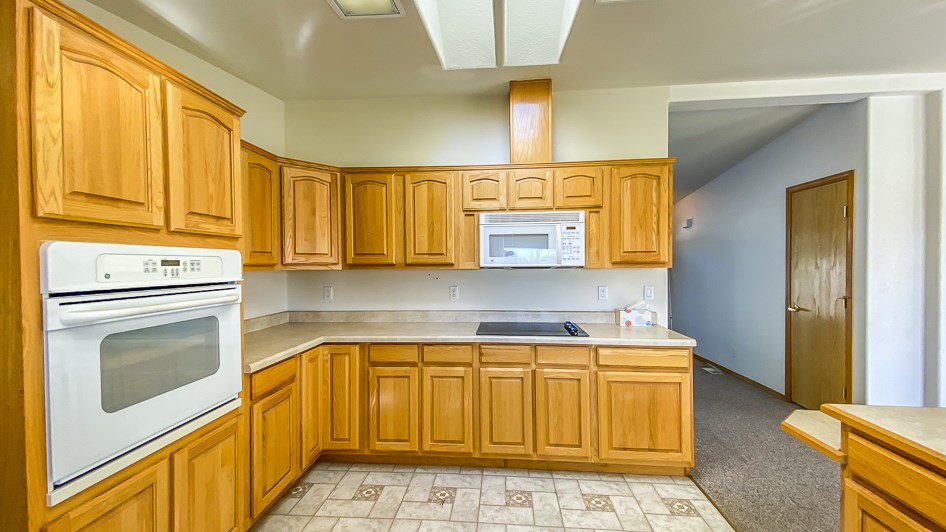 203 Sinclair St - Photo 6