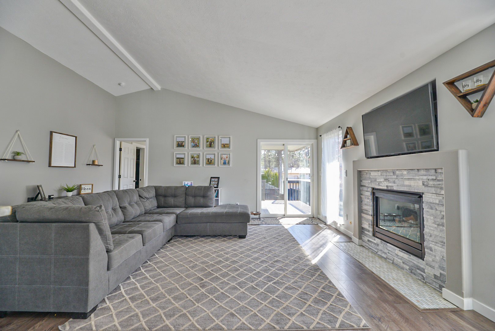 514 E Blackhawk Dr - Photo 8