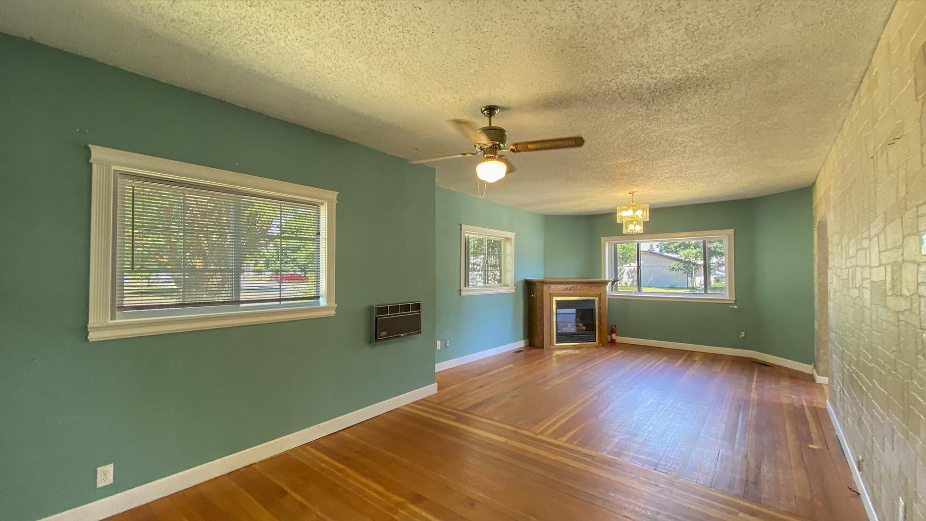 909 Main St - Photo 5