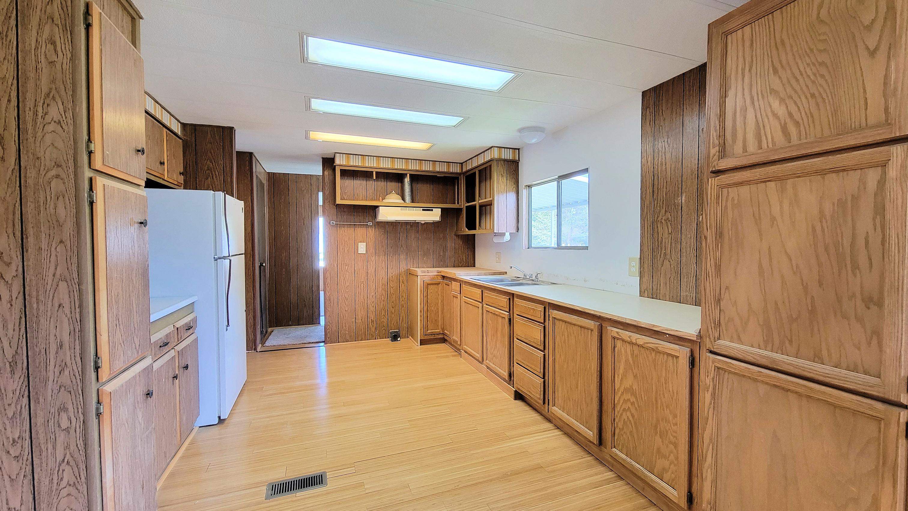204 W Glover St - Photo 13