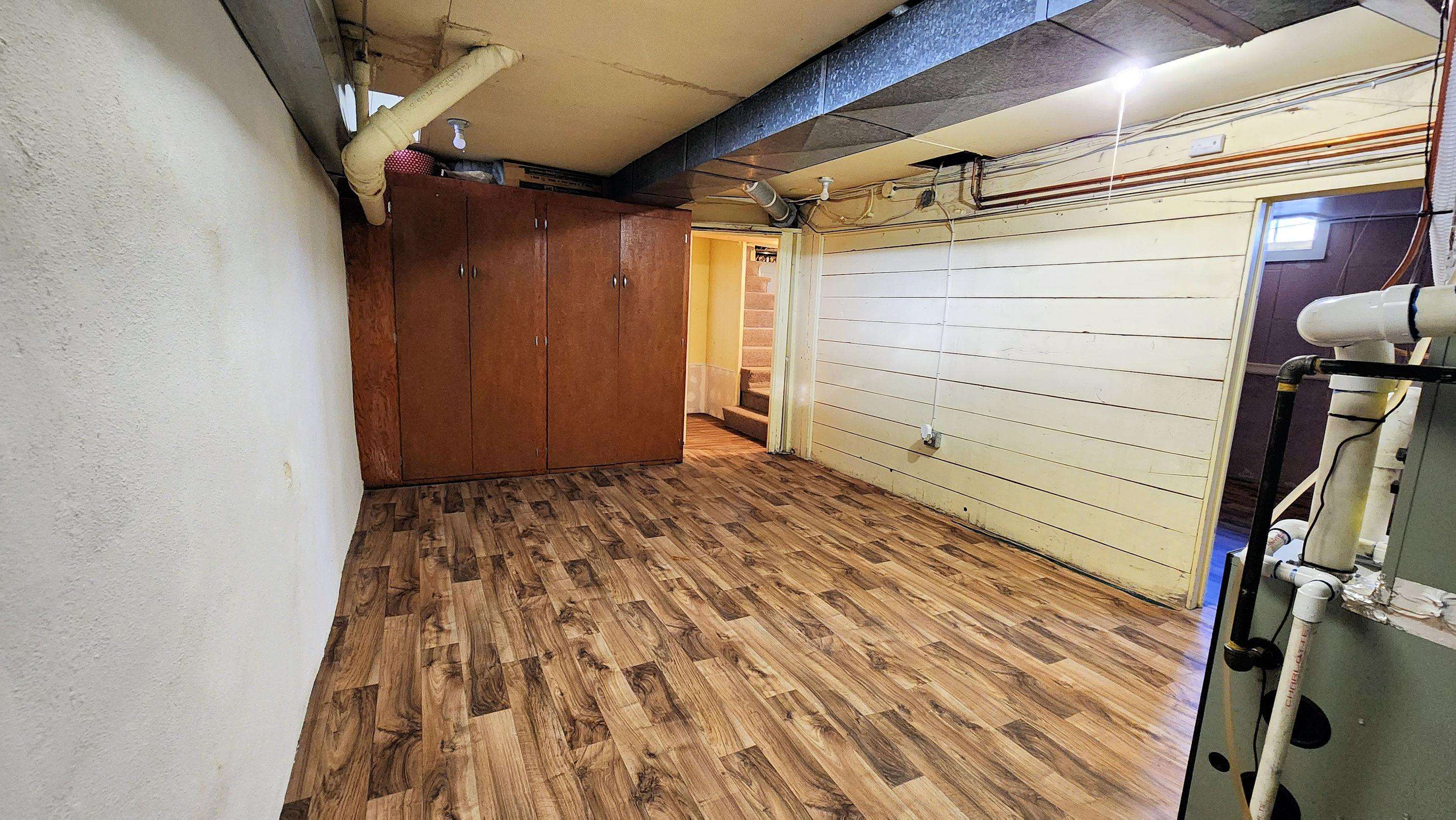 802 8th St - Photo 29