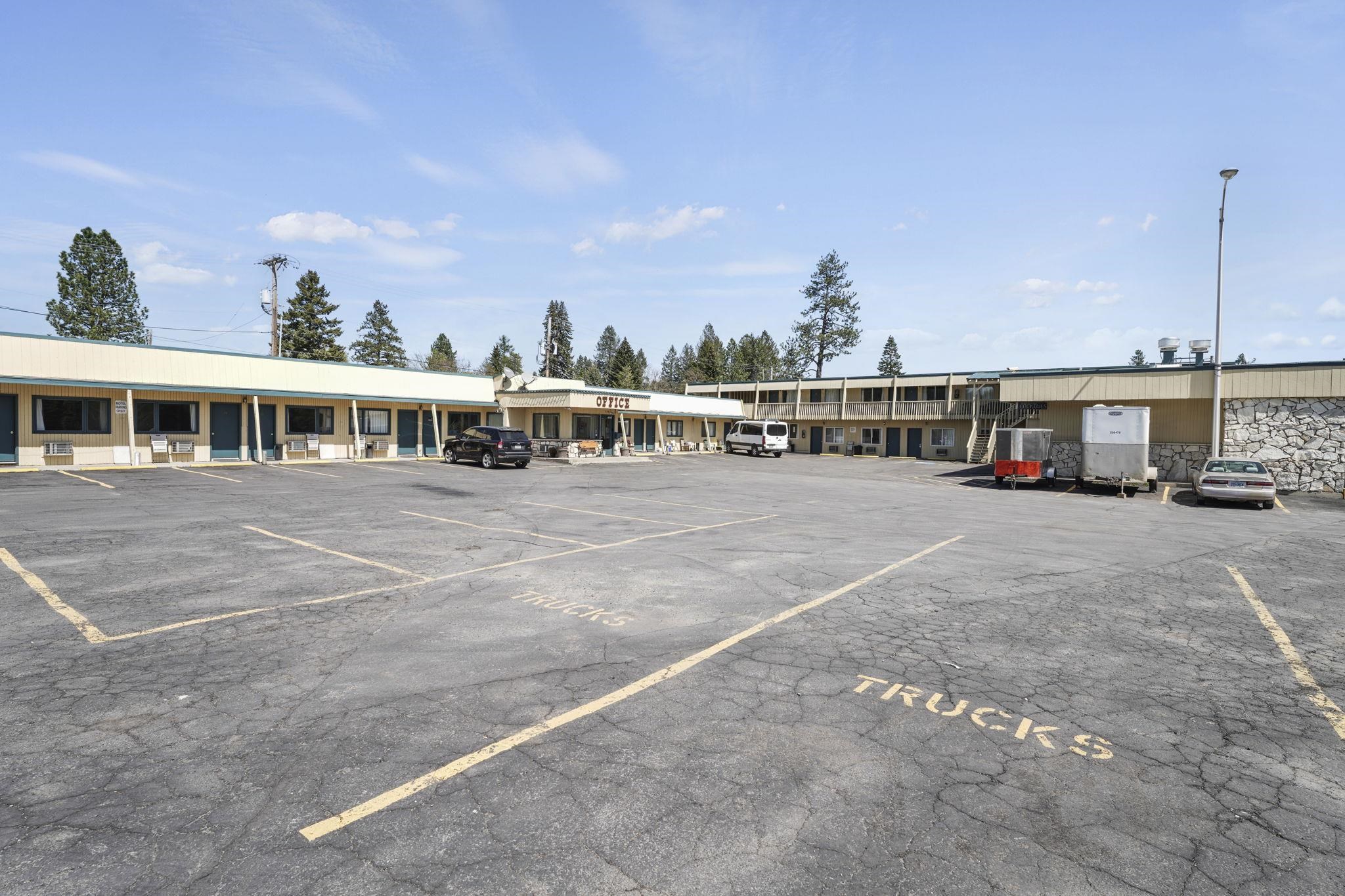 924 W Highway 2 Hwy - Photo 3