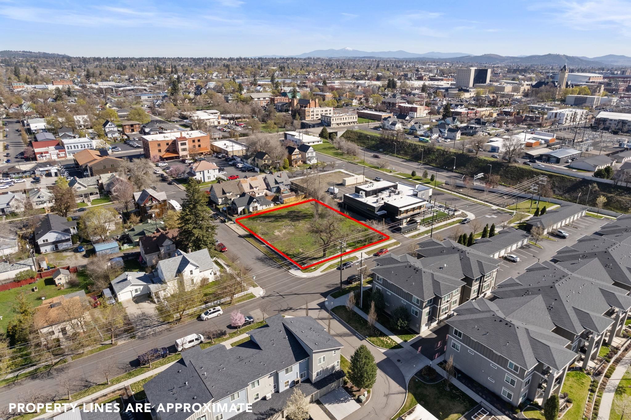 614 N Oak St - Photo 8