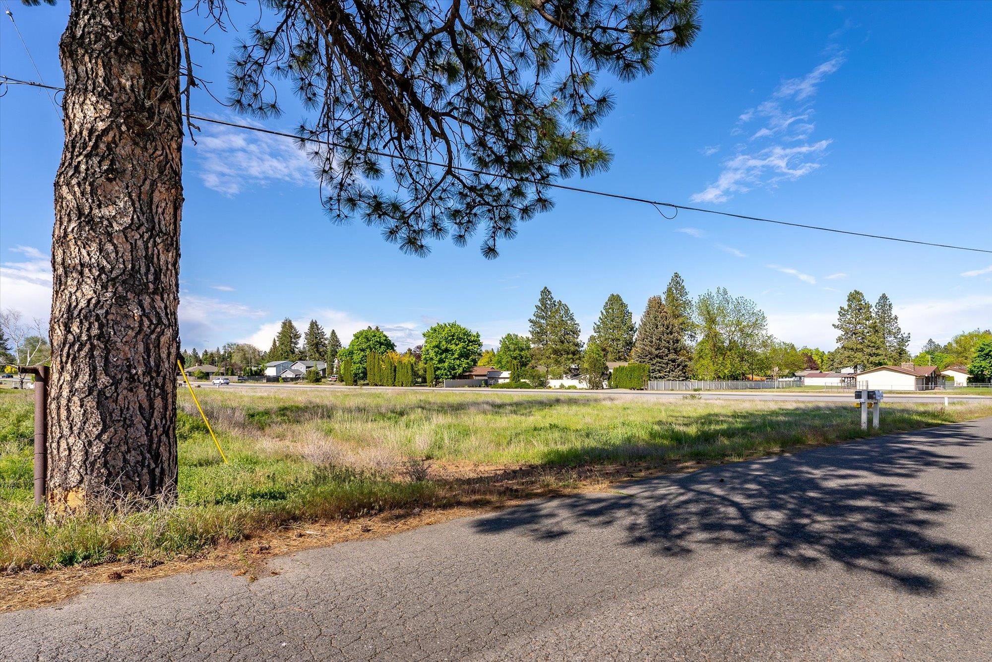 2714 S DISHMAN-MICA Rd - Photo 8