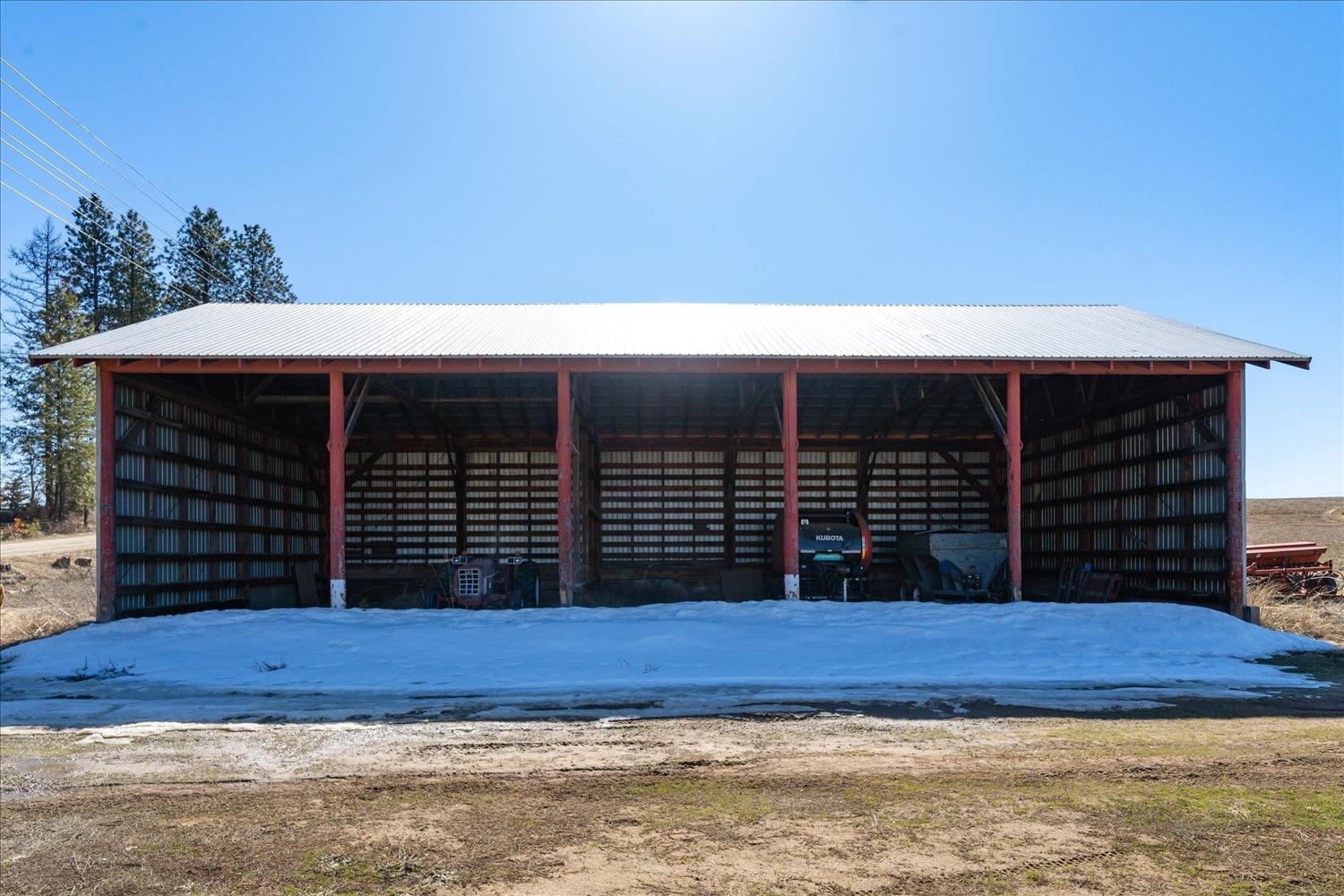 21200 N DIVISION Rd - Photo 24