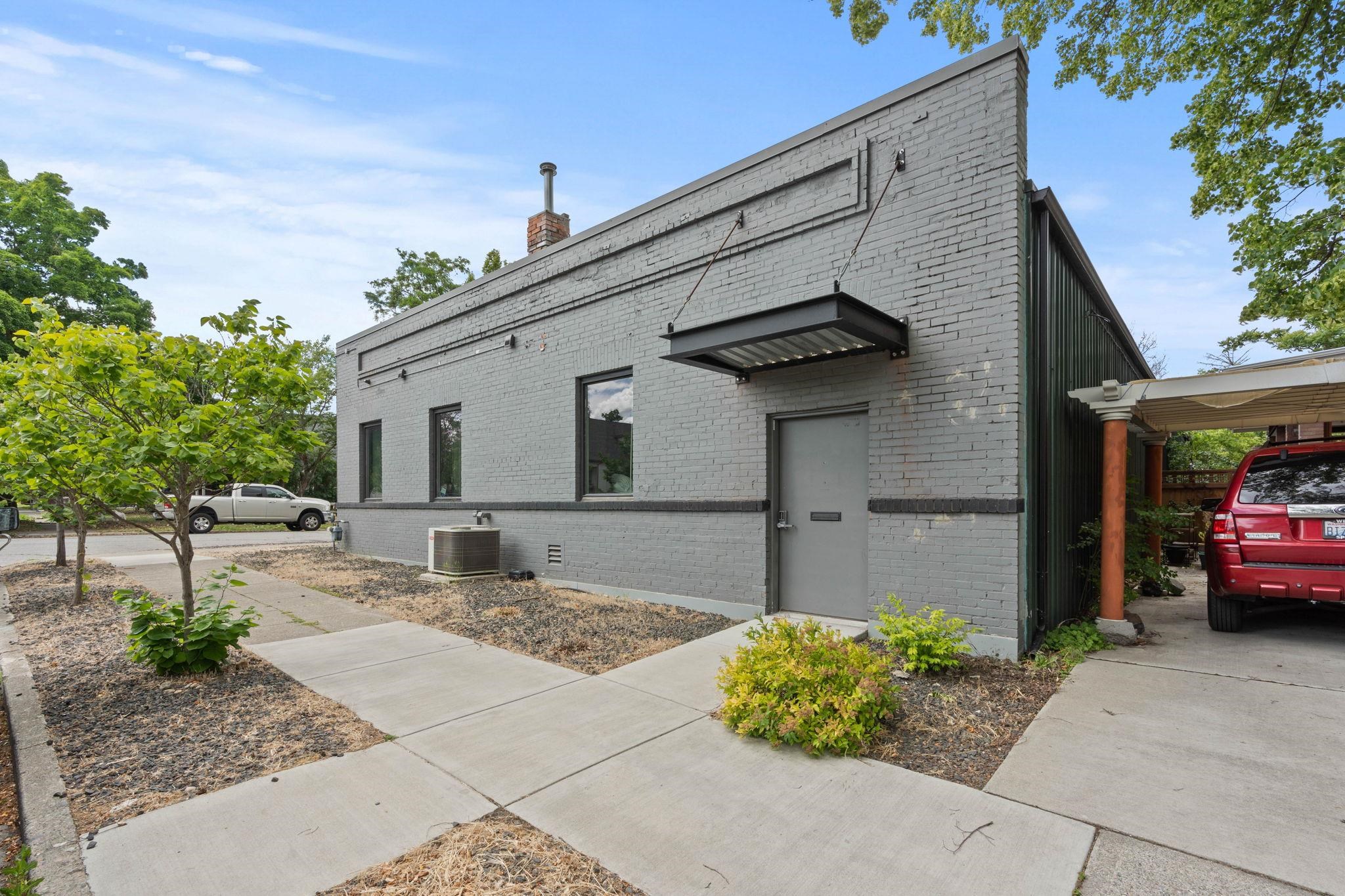 630 W Shannon Ave - Photo 16