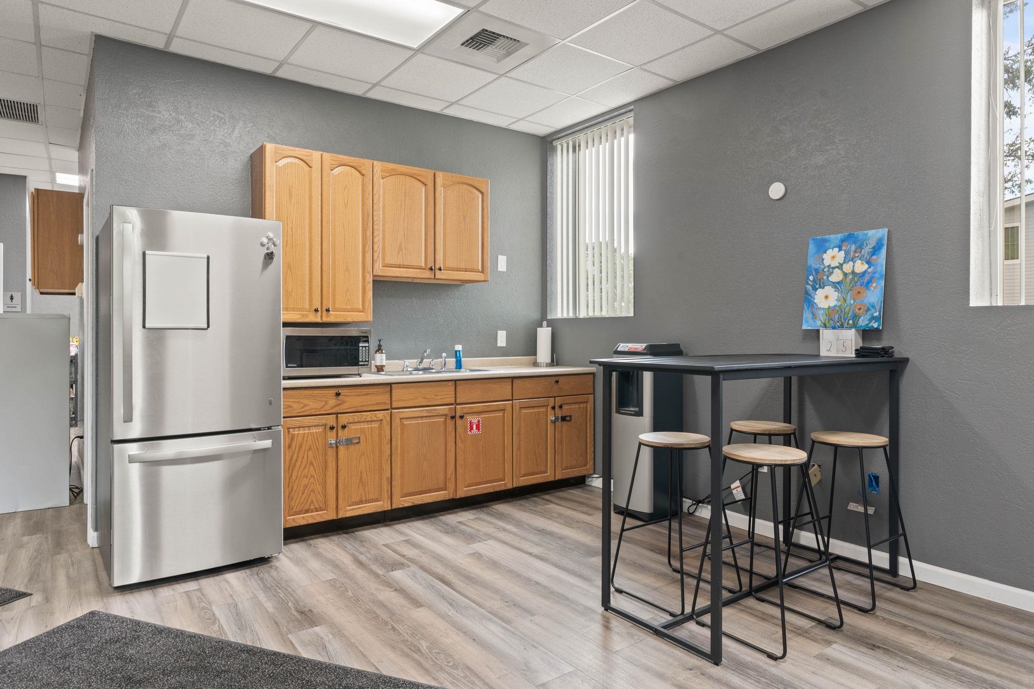 630 W Shannon Ave - Photo 5