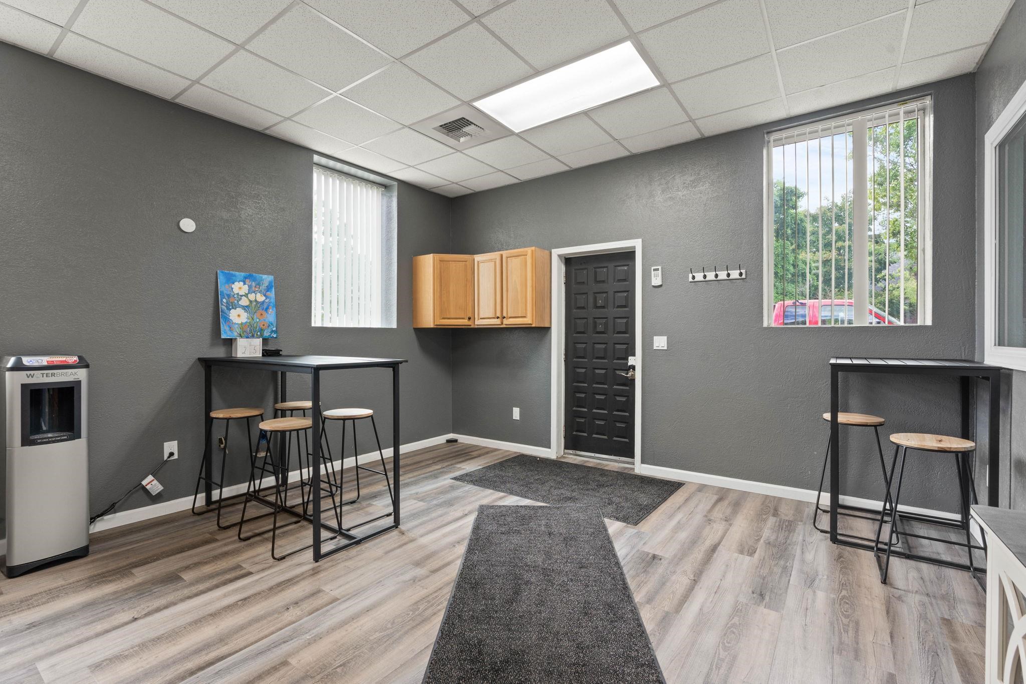 630 W Shannon Ave - Photo 6