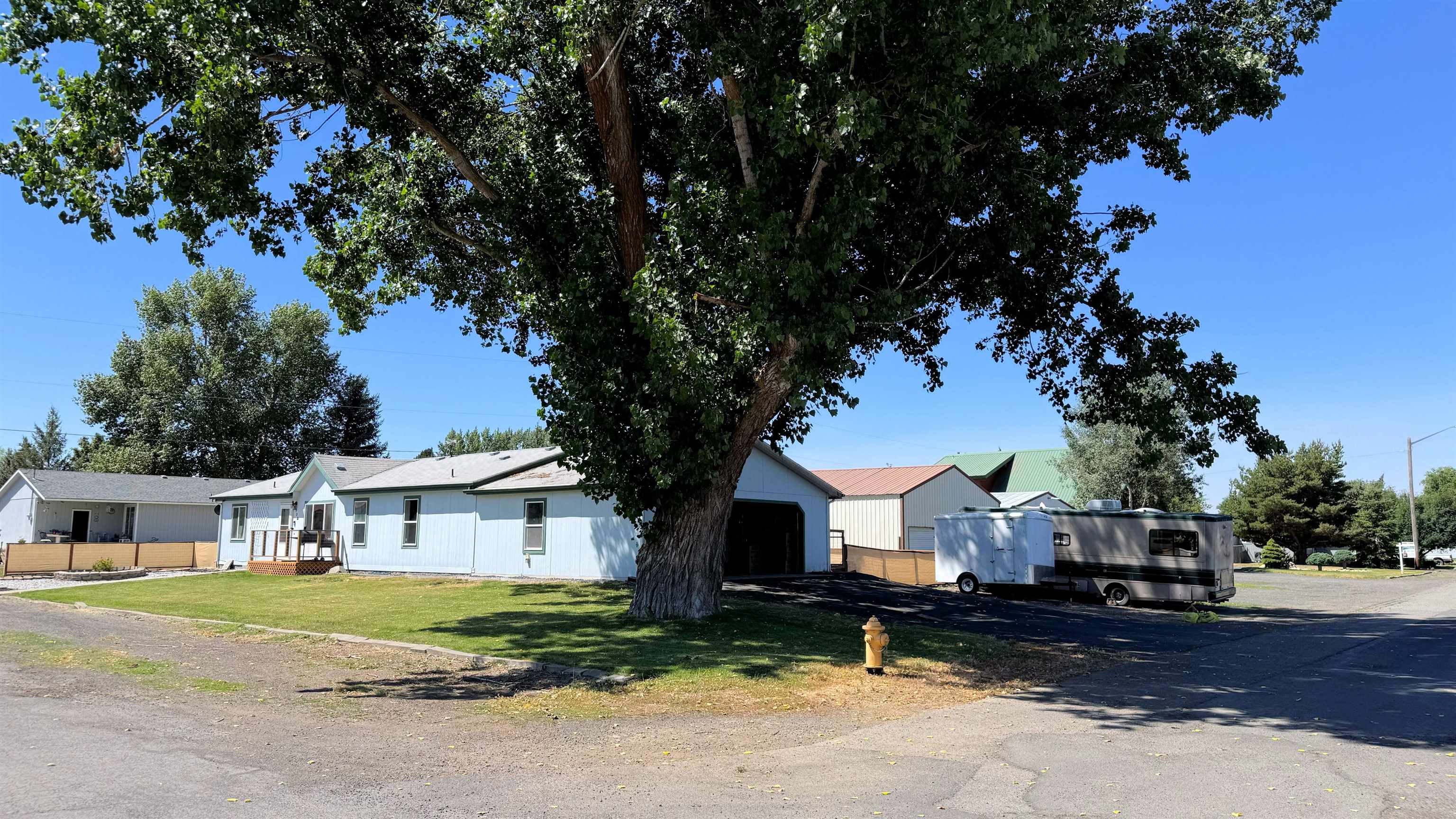 902 1st St - Photo 21
