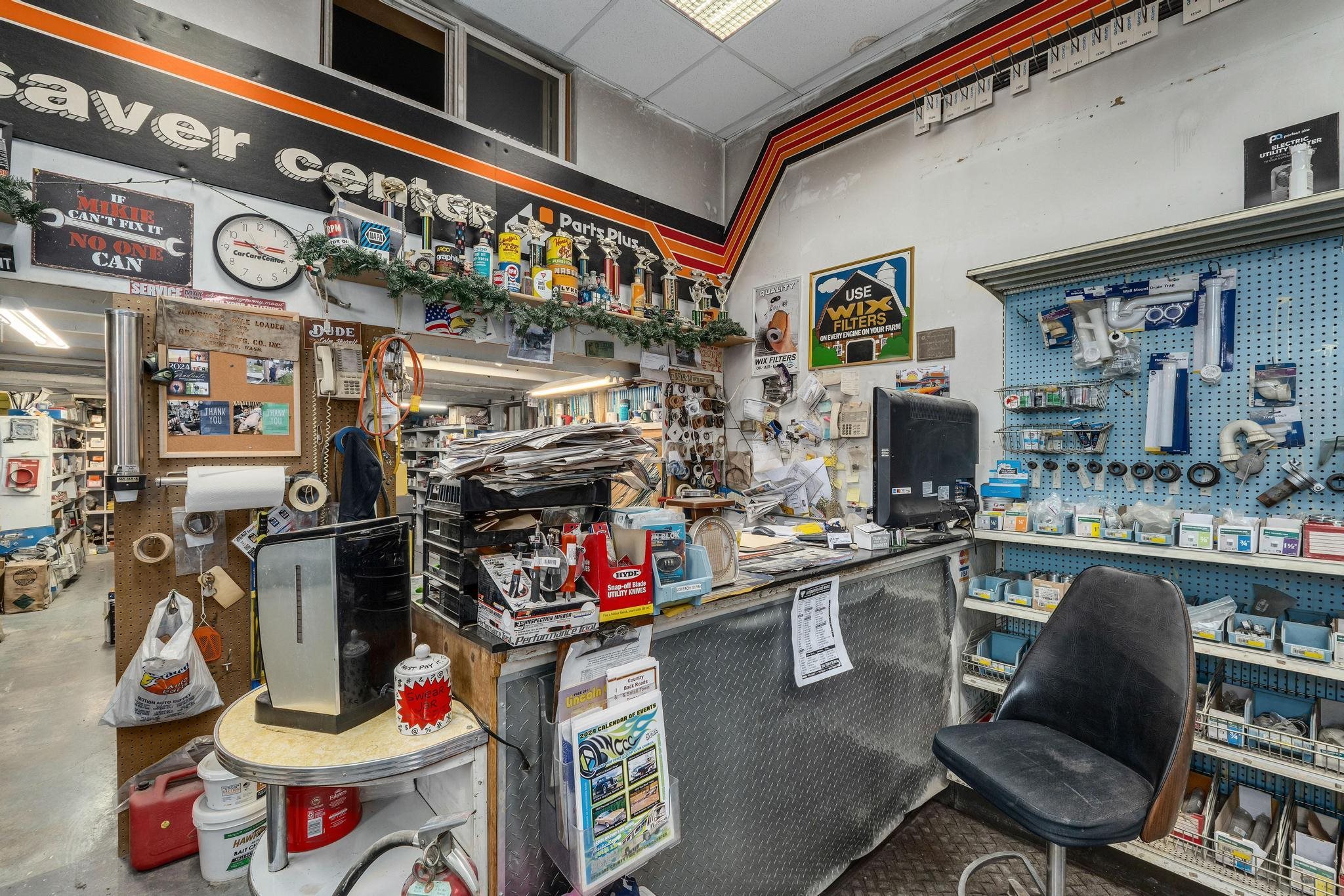 502 W Main St - Photo 11