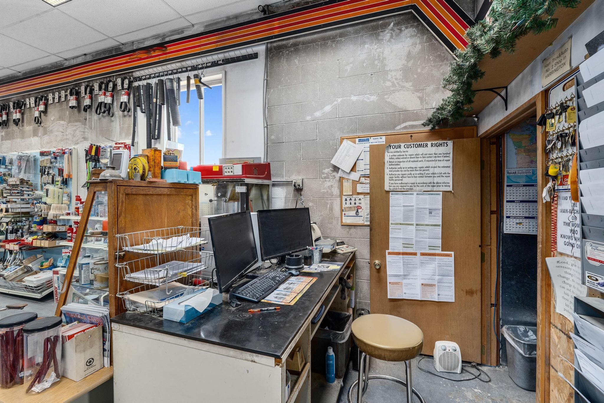 502 W Main St - Photo 13