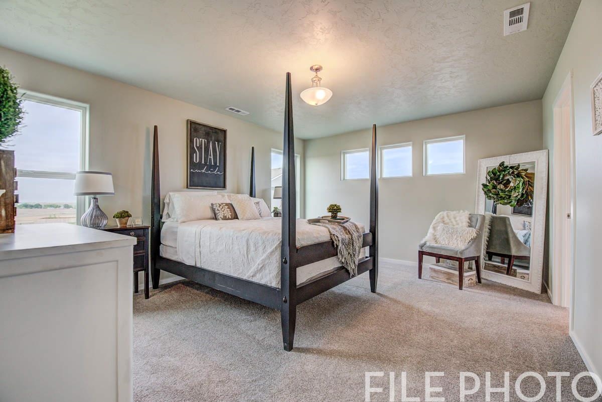 18724 E Riverside St - Photo 11