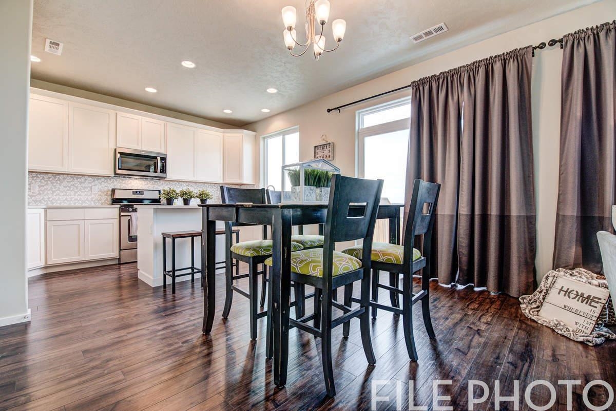 18724 E Riverside St - Photo 7