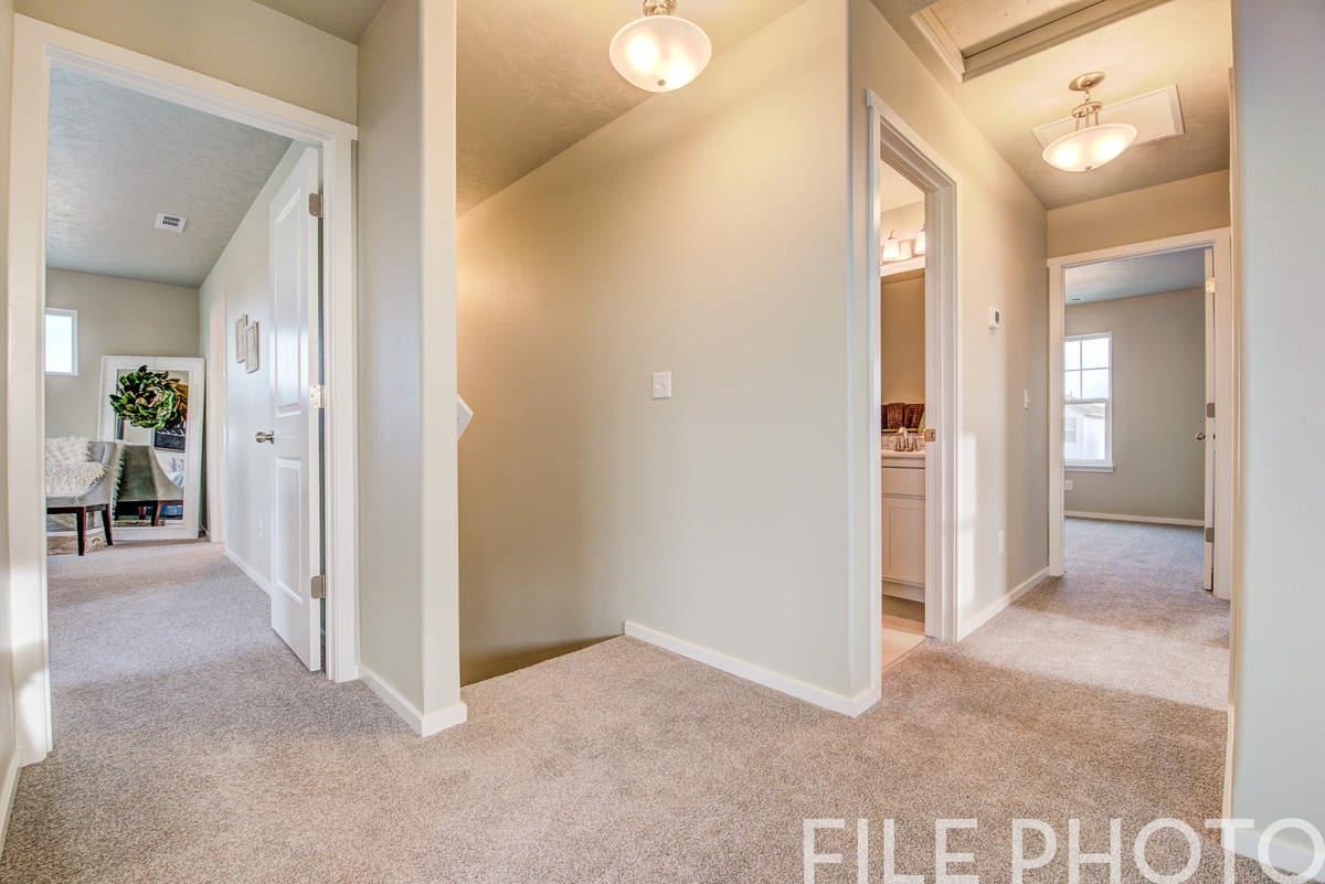 18724 E Riverside St - Photo 9