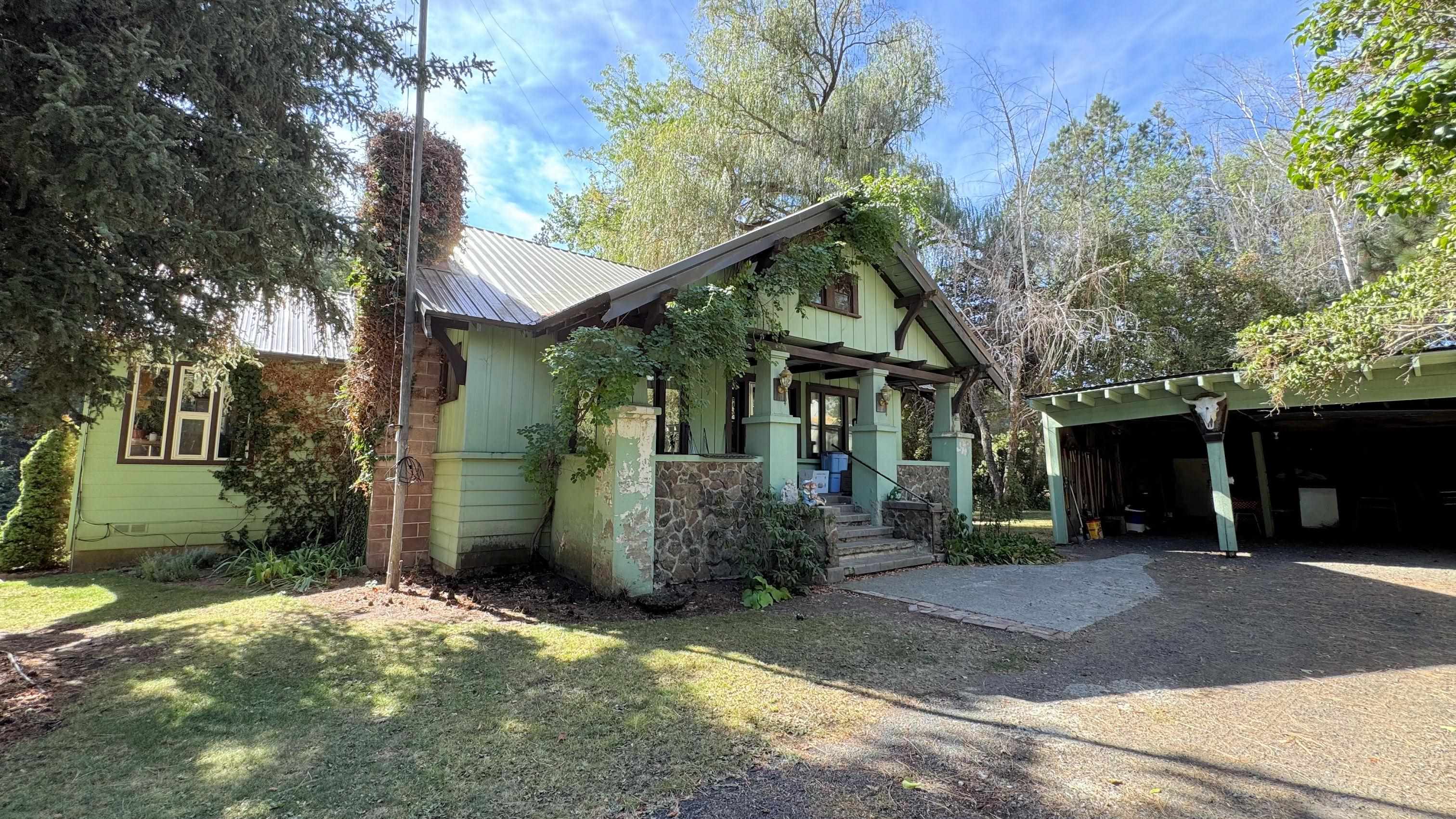 25546 E Miles/Creston Rd - Photo 1