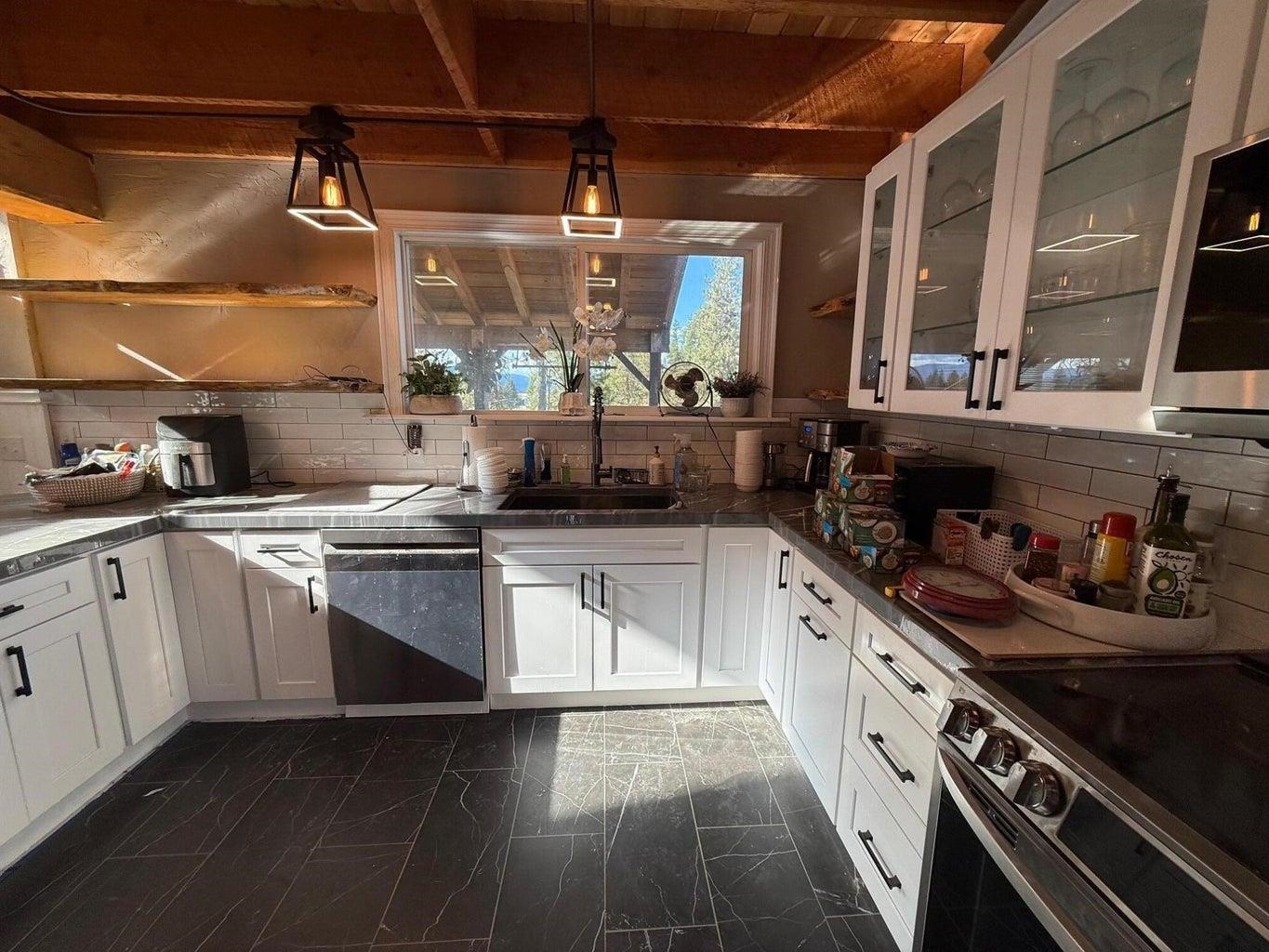 3226 Flyckt Rd - Photo 4