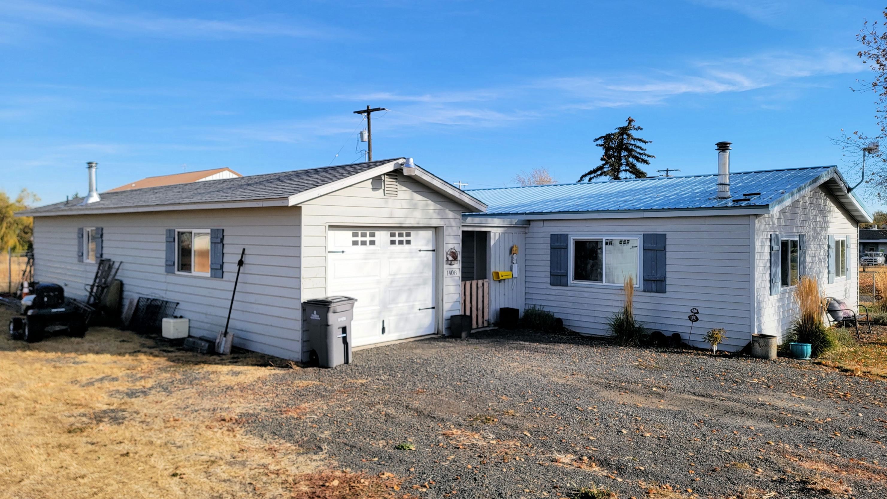 1408 Morgan St - Photo 2