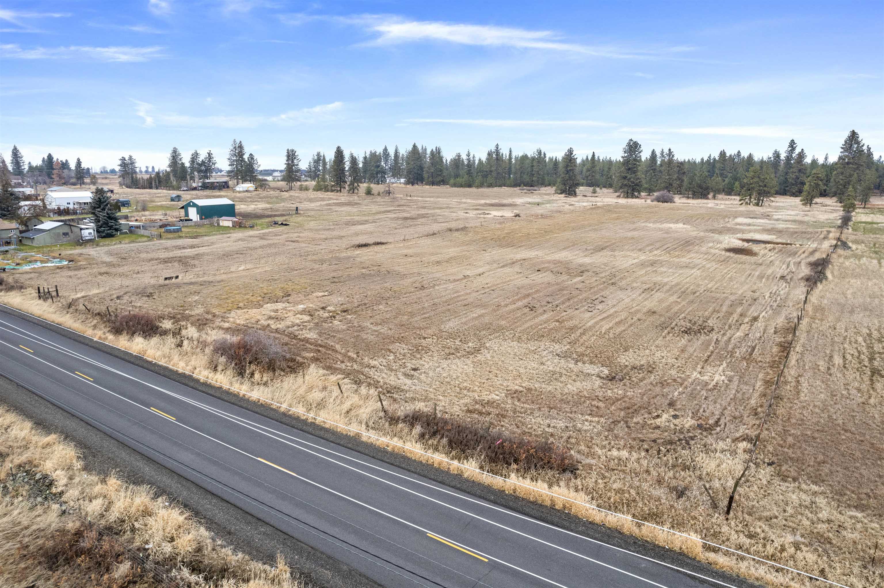 7230 W Hallett Rd - Photo 2