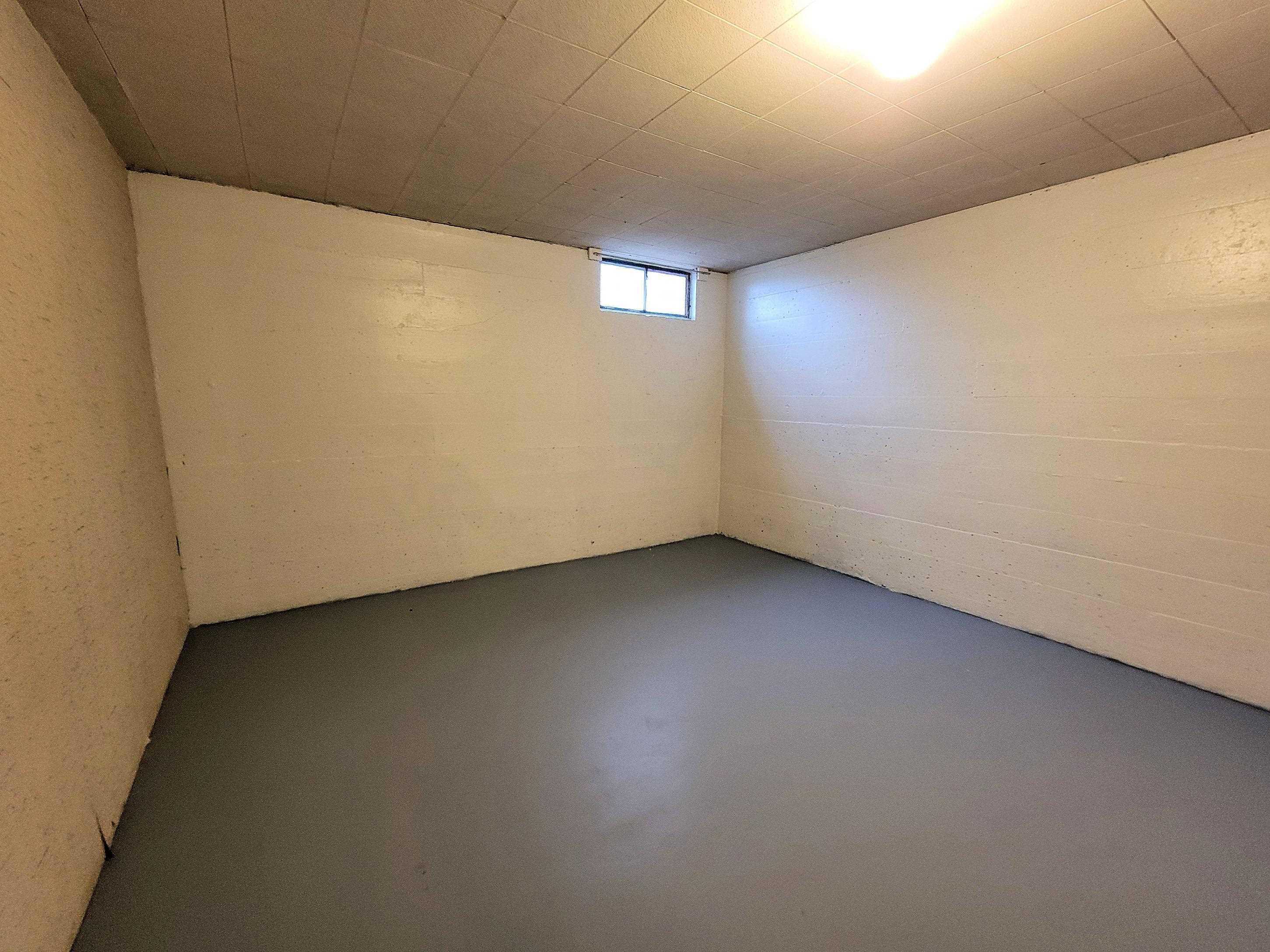 802 Logan St - Photo 22