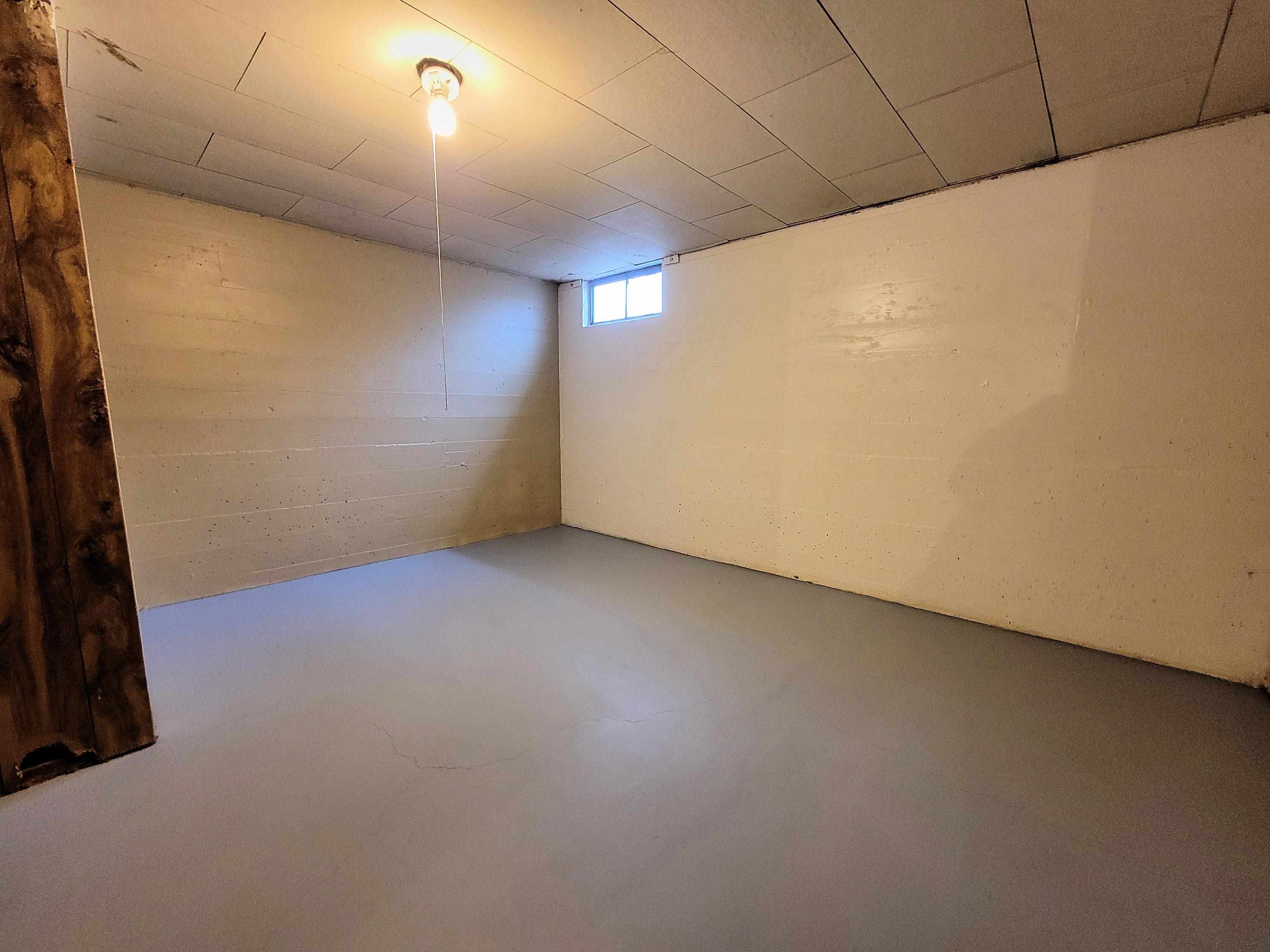 802 Logan St - Photo 23